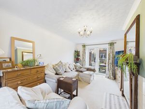 Lounge- click for photo gallery